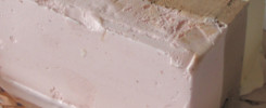 Das Ami-Eis wie in den 90ern. Neapolitan ice cream wird auch harlequin ice cream genannt. -- Bild: wikipedia.org