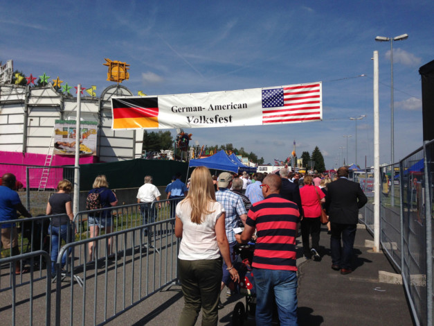 Deutsch-Amerikanisches Volksfest Grafenwöhr 2014 -- Bild: volksfest-grafenwoehr.de