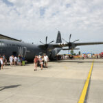 Öffentliche Ausstellung von Flugzeuge während des SHAPE International Air Fest auf dem Luftwaffenstützpunkt Chièvres, Belgien, am 29. Juni 2024. -- Bild: U.S. Army von Pascal Demeuldre