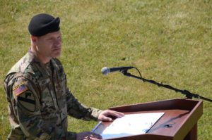 Colonel Lance C. Varney bei seiner Verabschiedung der US-Armee Garnison Bavaria. -- Bild: US-Armee Garnison Bavaria