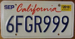 US Nummernschilder / Autokennzeichen / Plates Californien -- Bild: Jerry "Woody" from Edmonton, Canada (wikipedia.org)