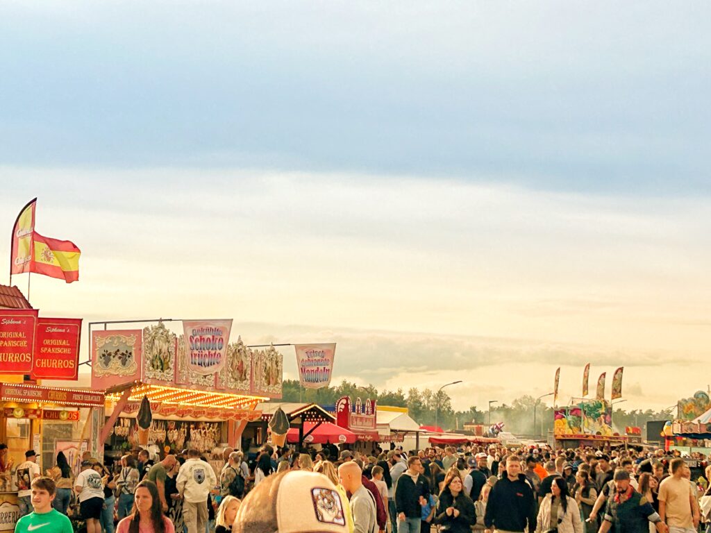 Deutsch-Amerikanisches Volksfest Grafenwöhr 2025. - Bild: volksfest-grafenwoehr.de