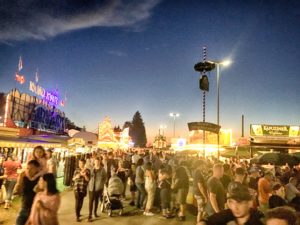 Deutsch-Amerikanisches Volksfest Grafenwöhr — Bild: volksfest-grafenwoehr.de