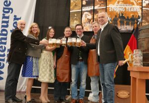 Eröffnung des Deutsch-Amerikanischen Volksfest Hohenfels 2016 -- Bild: USAG Bavaria, Hohenfels / Norbert Wittl