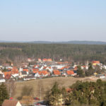 Blick über Grafenwöhr vom Wasserturm auf dem Truppenübungsplatz - Bild: volksfest-grafenwoehr.de